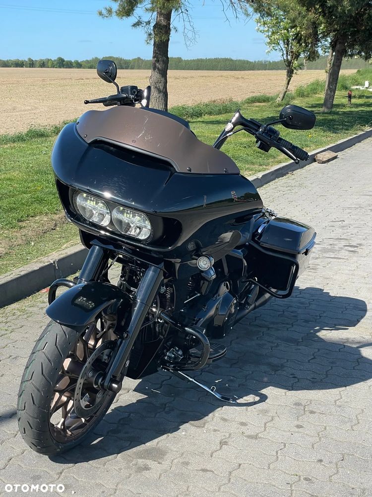 Harley-Davidson Touring Road Glide - 8
