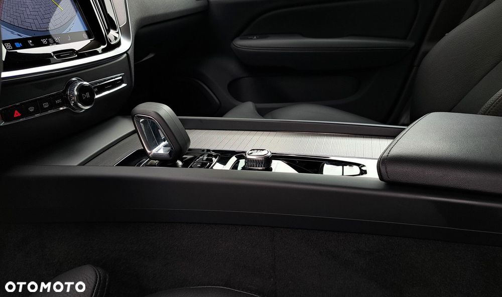 Volvo V60 Cross Country - 24
