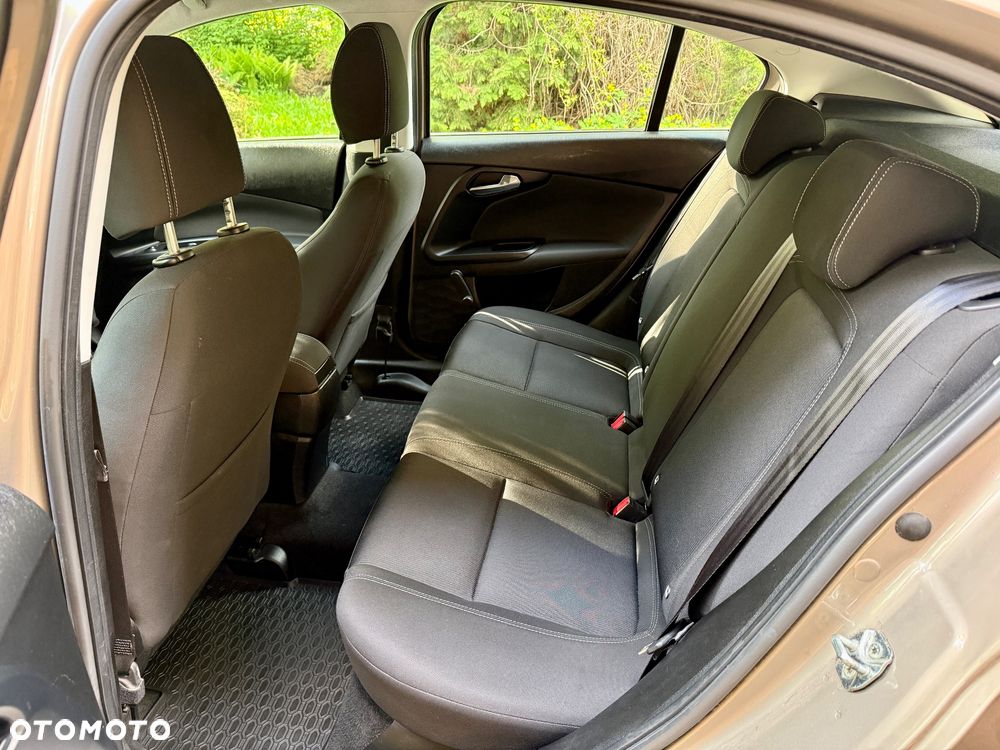 Fiat Tipo 1.4 T-Jet 16v Pop - 11