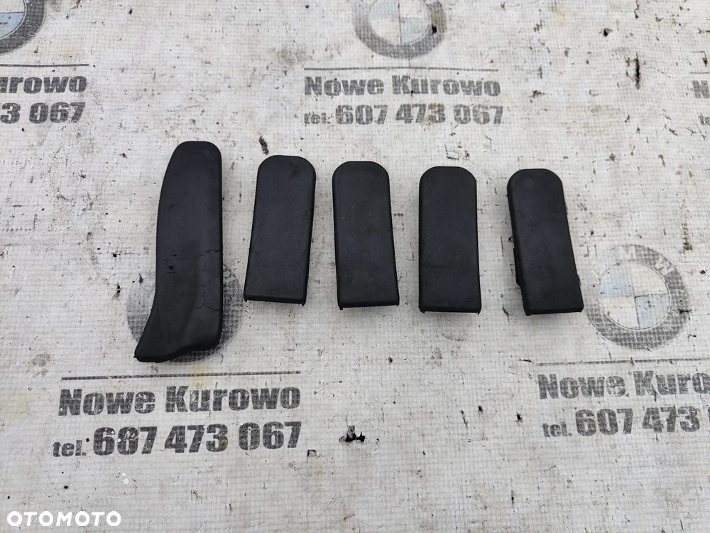 BMW E38 E39 E46 E53 3.0d 2.5d Zaślepka kolektora ssącego gumowa - 1