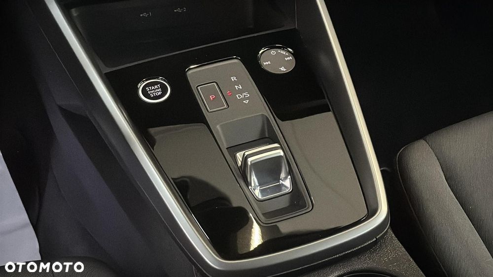 Audi A3 Sportback 35 TFSI mHEV S tronic - 15