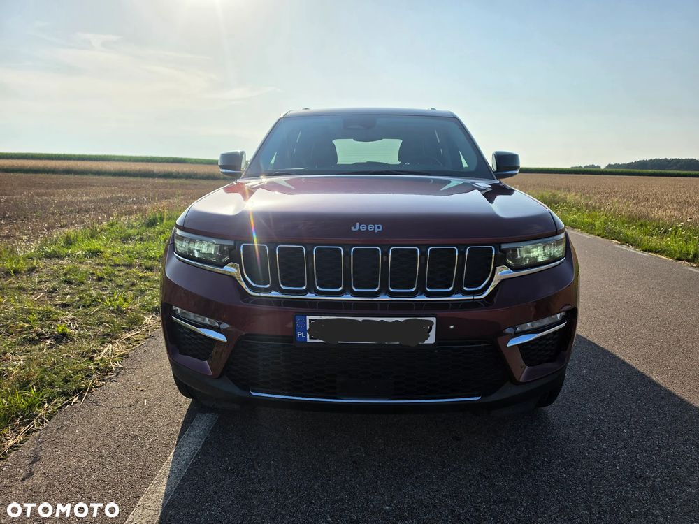 Jeep Grand Cherokee - 15