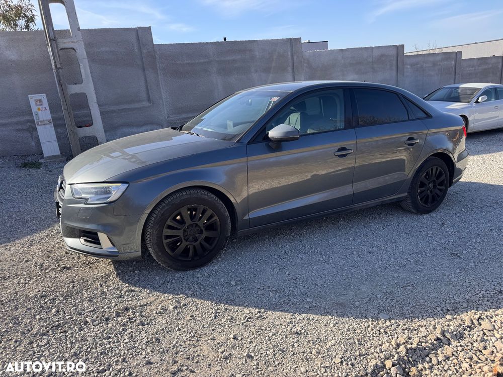 Audi A3 2.0 TDI S tronic Design - 11