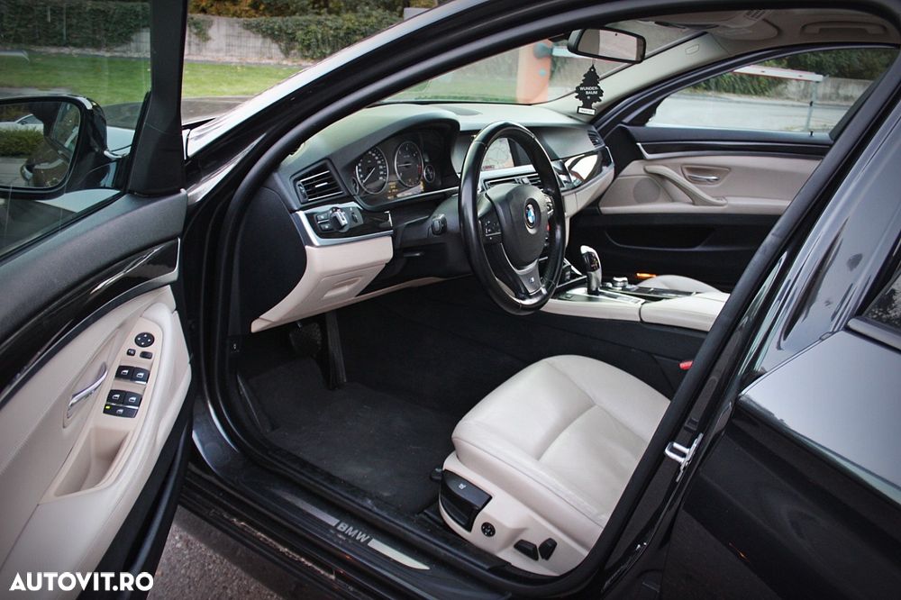 BMW Seria 5 520d Aut. Luxury Line - 14