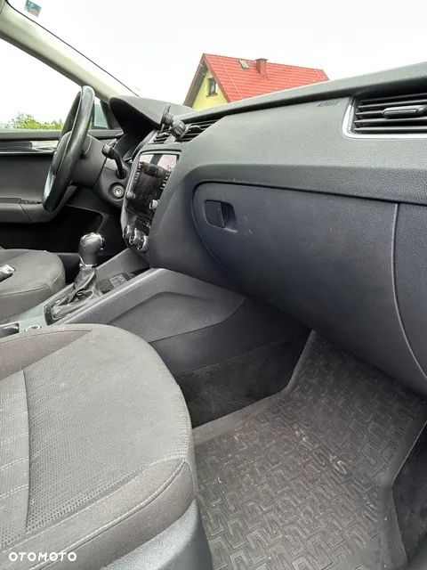 Skoda Octavia 1.6 TDI SCR Style DSG - 12