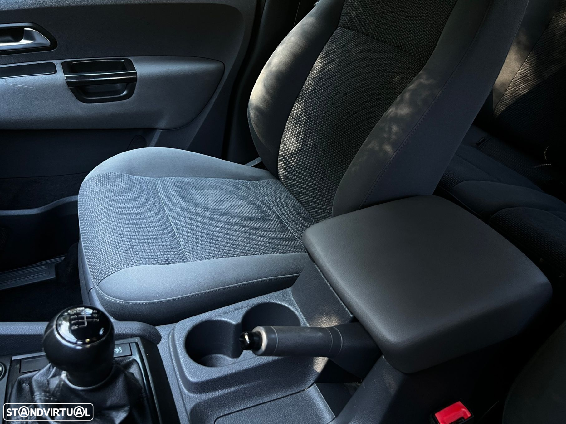 VW Amarok 2.0 BiTDI 4MOTION Trendline - 39