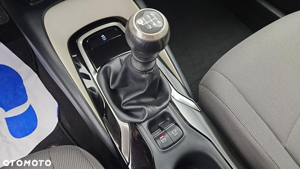Toyota Corolla 1.6 Comfort - 17