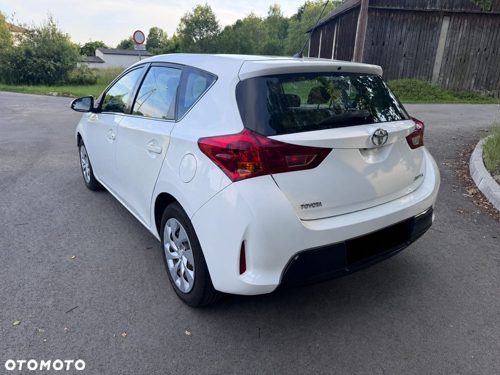 Toyota Auris 1.33 VVT-i Life - 6