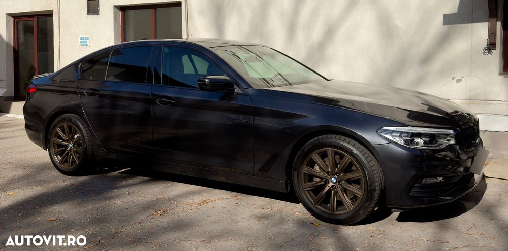 BMW Seria 5 530i xDrive Aut. - 23