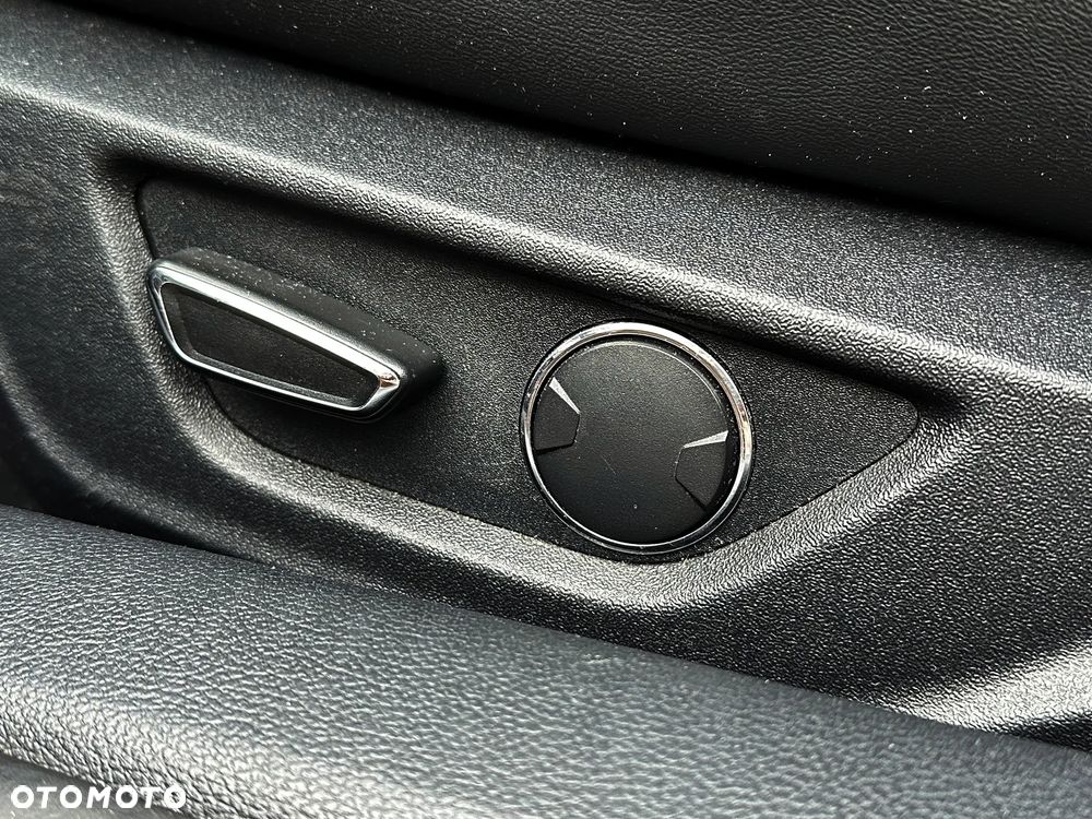 Ford Mustang 2.3 EcoBoost - 18