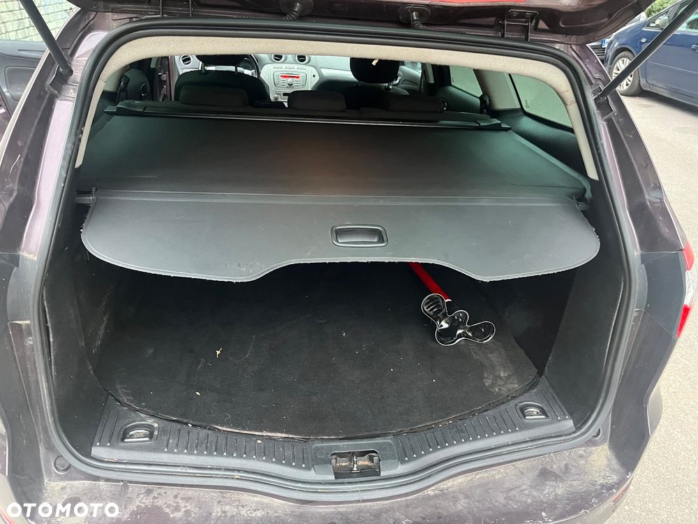 Ford Mondeo SW 1.8 TDCi Titanium - 8