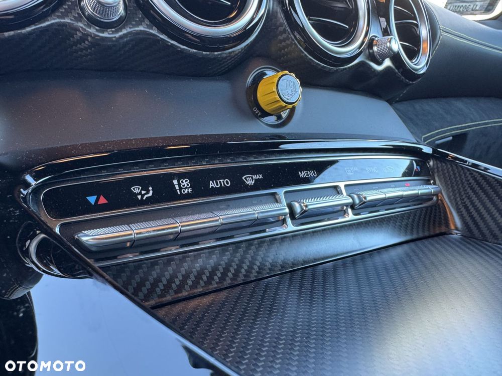 Mercedes-Benz AMG GT - 25