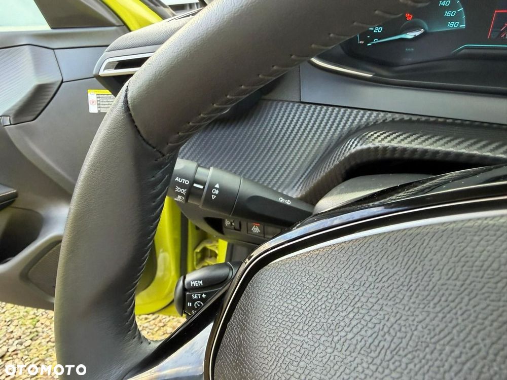 Peugeot 208 50kWh Active - 26
