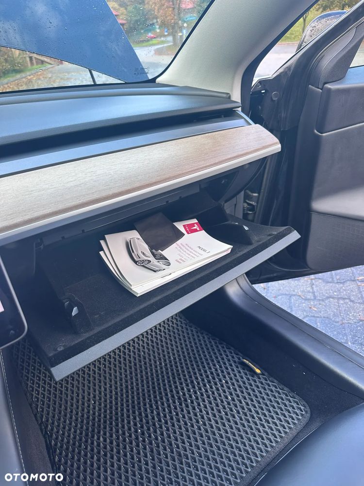 Tesla Model 3 Long Range RWD - 23