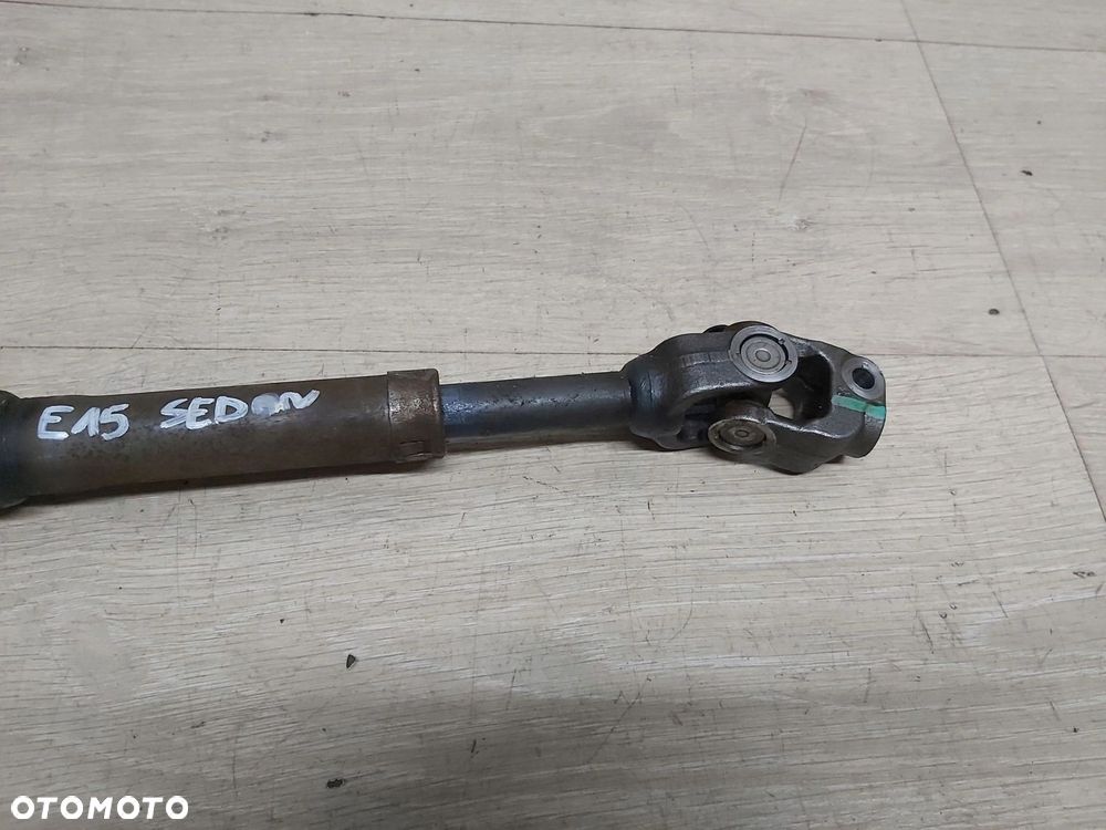 Toyota Corolla E15 krzyżak kolumny kierowniczej - 1