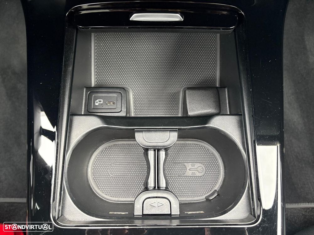 Mercedes-Benz CLA 220 d Shooting Brake AMG Line Aut. - 42