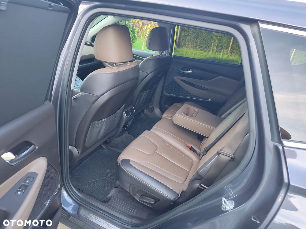Hyundai Santa Fe - 16