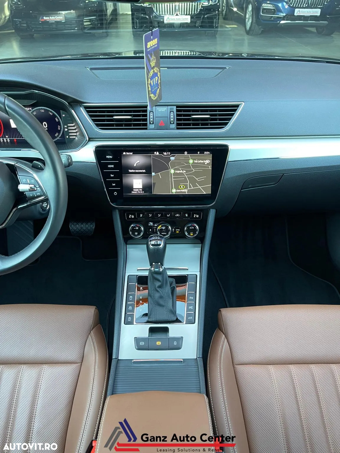 Skoda Superb 2.0 TDI 4X4 DSG Laurin & Klement - 11