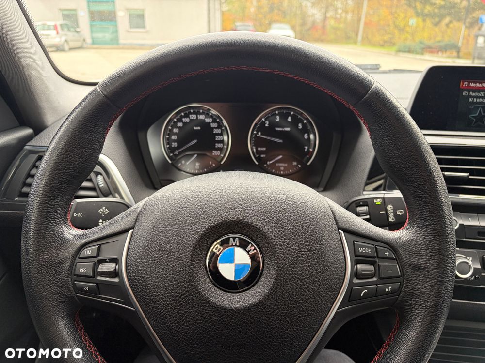 BMW Seria 1 118i Sport Line Shadow - 18