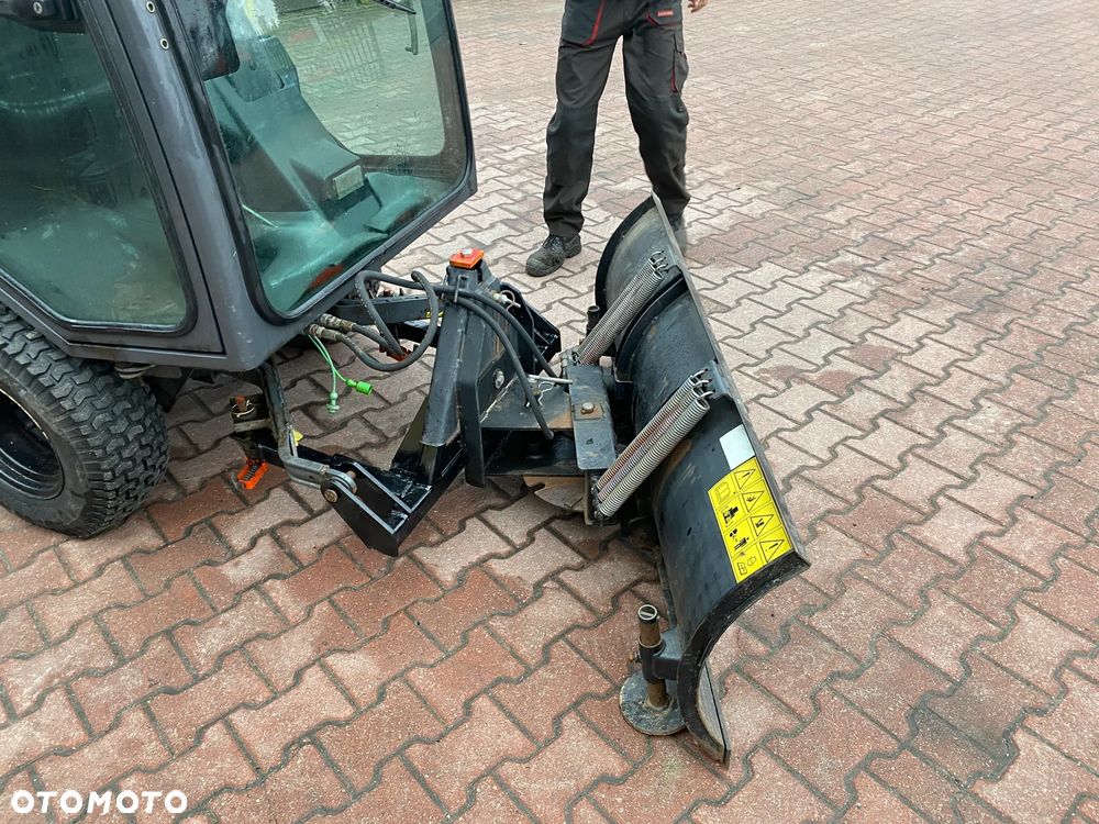Kubota F2560 - 17