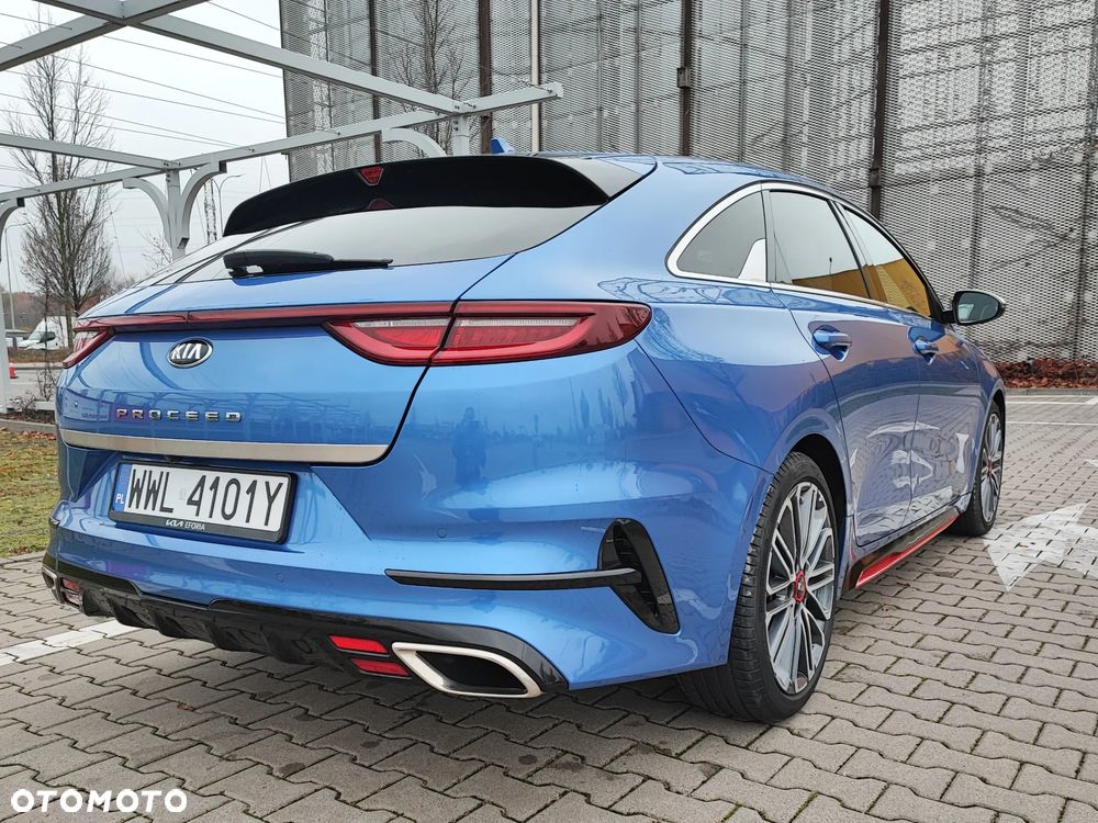 Kia ProCeed 1.6 T-GDI GT DCT - 10