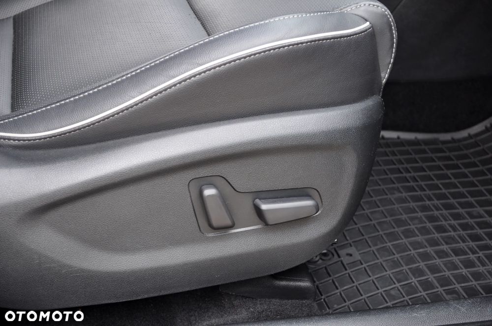 Kia Sportage 1.6 T-GDI Business Line 2WD - 18