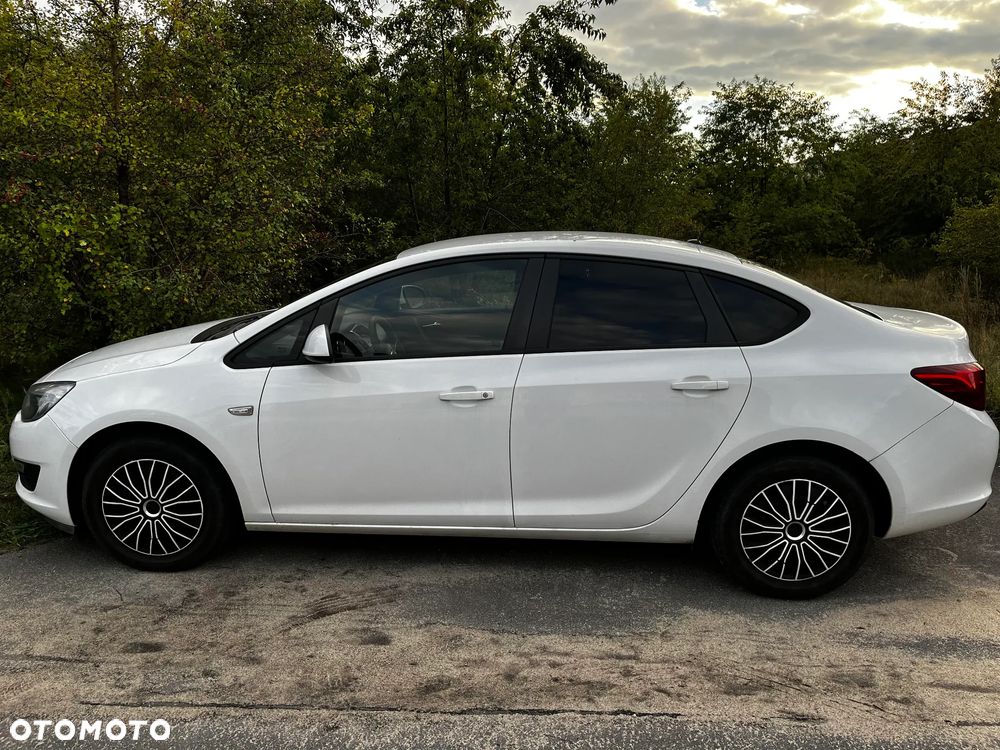 Opel Astra 1.4 T Active EU6 - 9