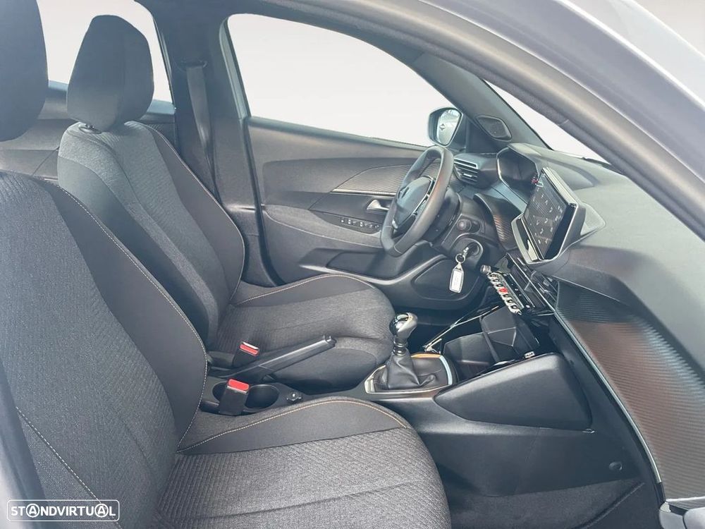 Peugeot 2008 1.2 PureTech Style - 16