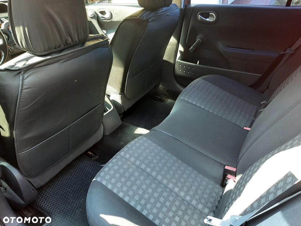 Renault Megane 1.4 16V Authentique - 12