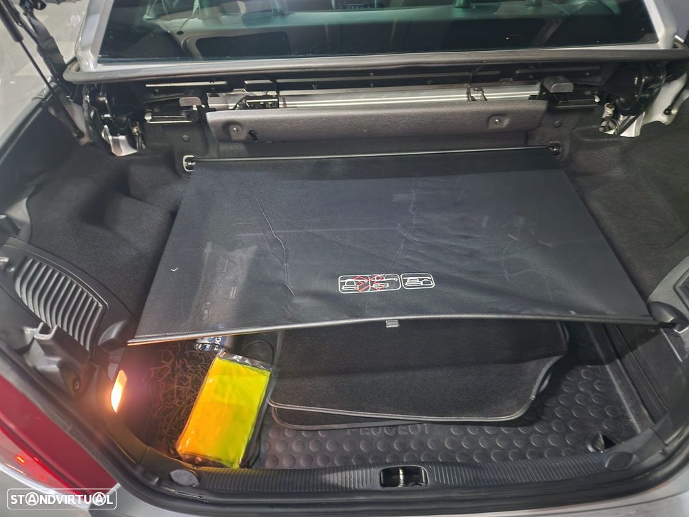 Peugeot 207 CC 1.6 HDi FAP Sport - 19