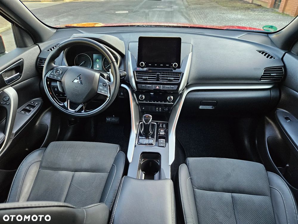 Mitsubishi Eclipse Cross - 10