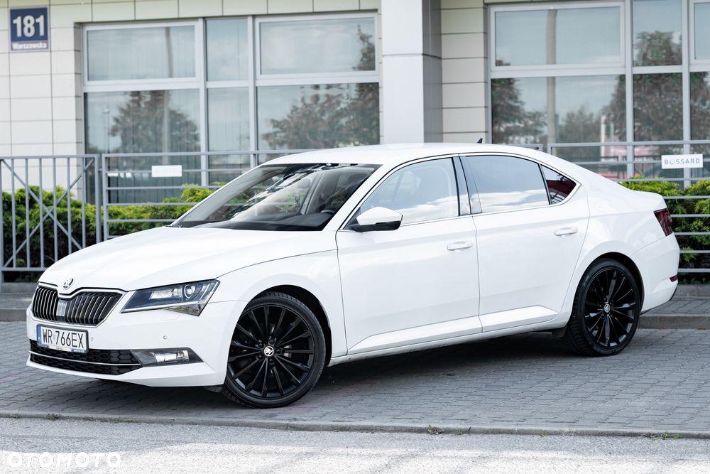 Skoda Superb 2.0 TDI 4x4 DSG L&K - 4
