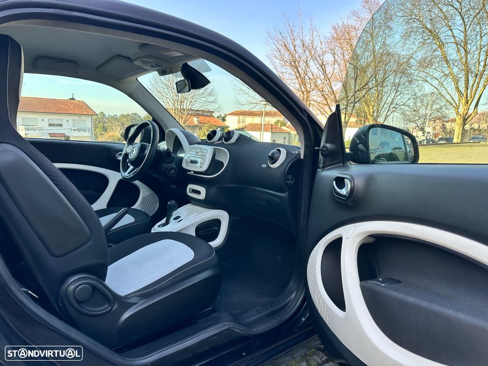 Smart ForTwo Coupé 1.0 Passion 71 Aut. - 23