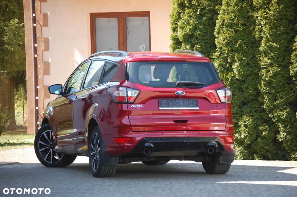 Ford Kuga 2.0 TDCi 4x4 ST-Line - 34