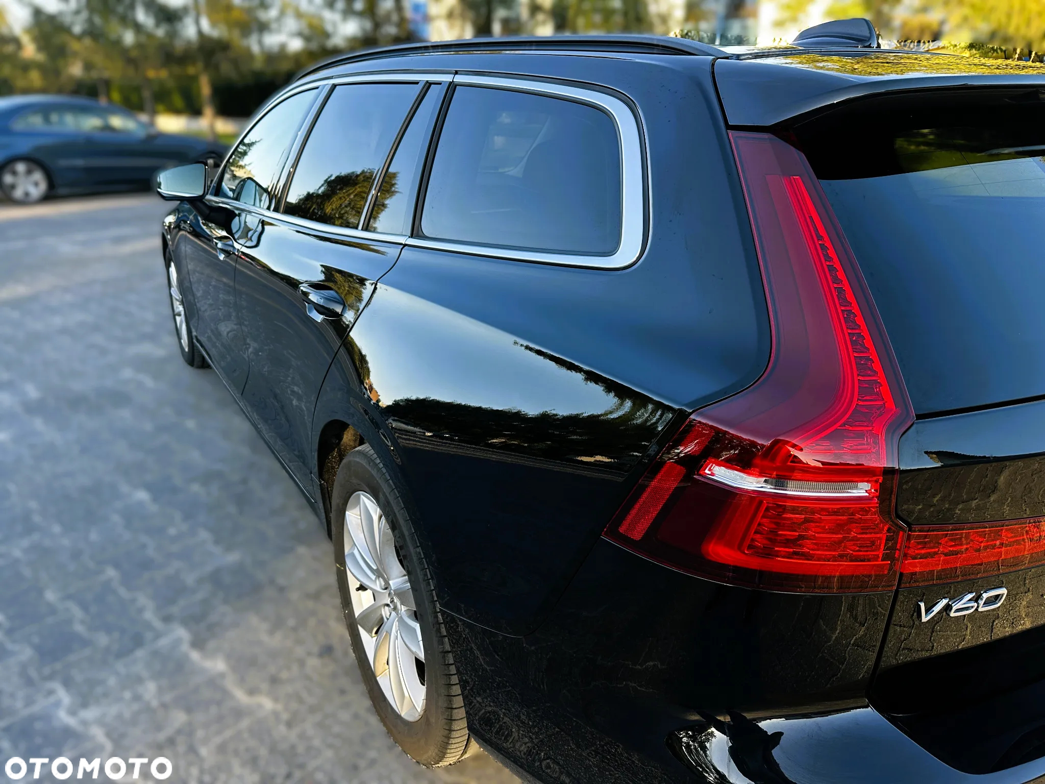 Volvo V60 B3 B Momentum Pro - 17