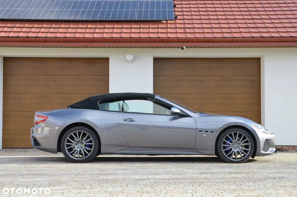Maserati GranCabrio Sport - 5