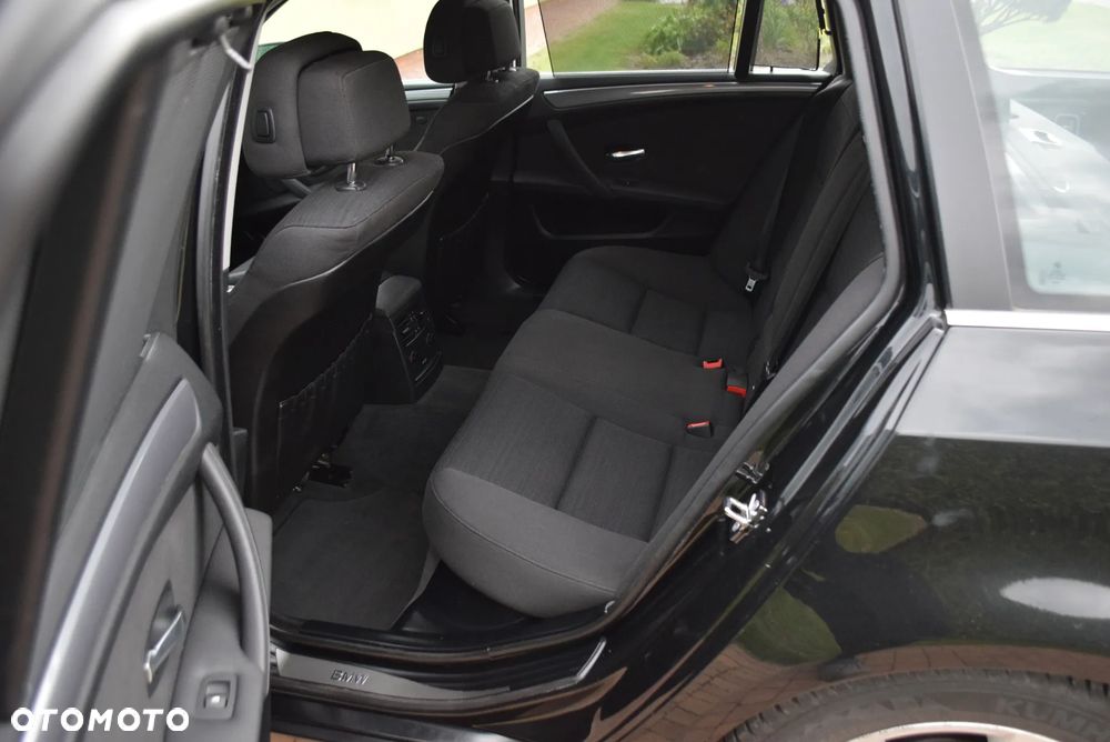 BMW Seria 5 - 16