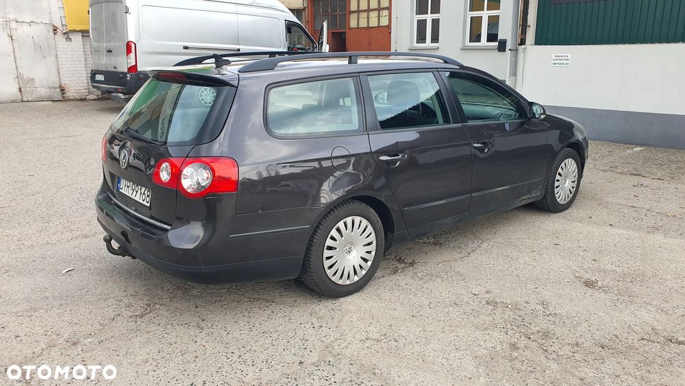 Volkswagen Passat 2.0 TDI Comfortline Optimum DSG - 3