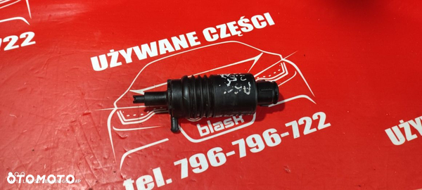 Pompka Oryginalna Spryskiwacza Szyby Audi A6 C4 Kombi 98 Blask Gołdap