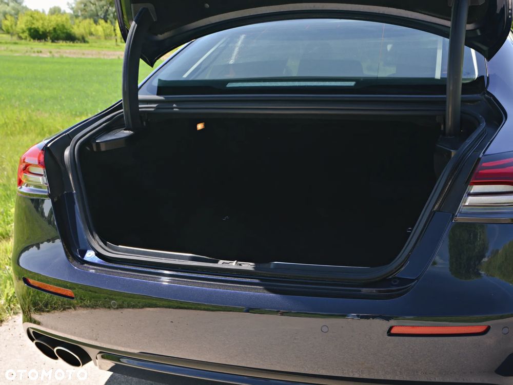 Maserati Quattroporte - 36