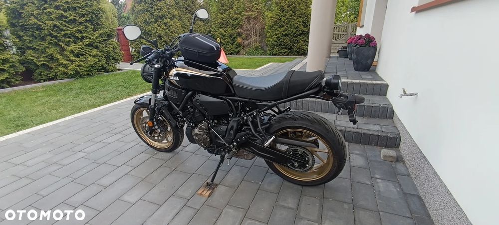 Yamaha XSR - 4