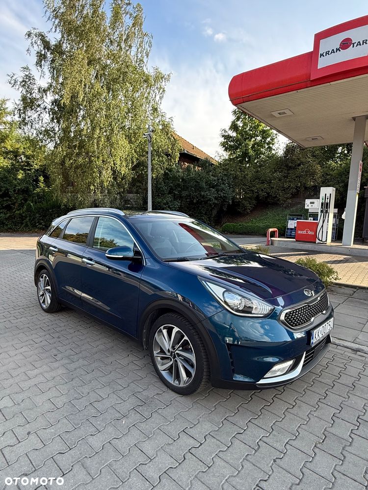 Kia Niro 1.6 GDI Hybrid M - 2