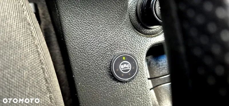 Chevrolet Cruze 1.8 LTZ+ - 29