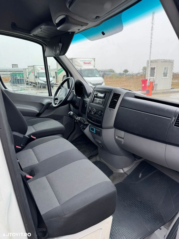 Volkswagen CRAFTER - 5