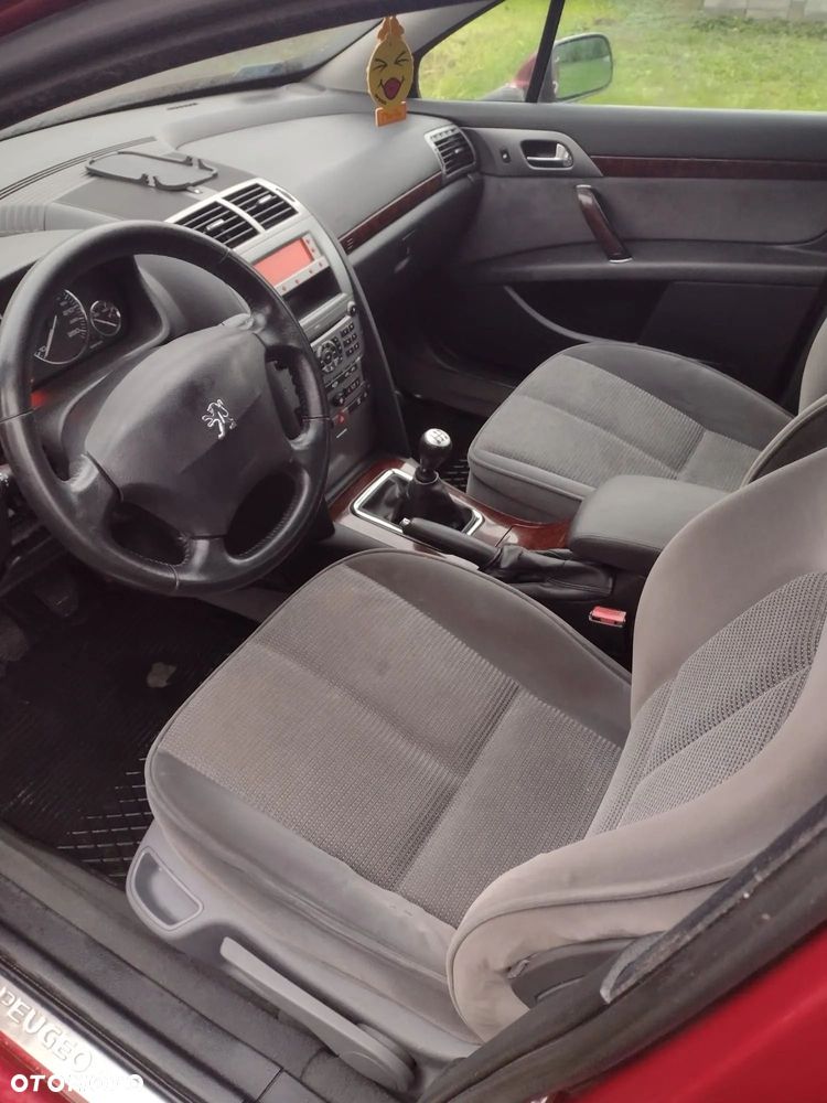 Peugeot 407 - 3