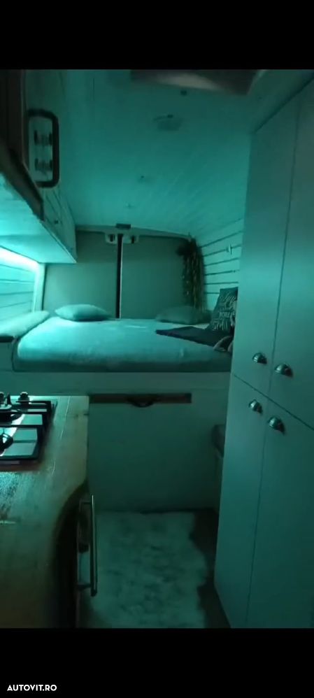 Mercedes-Benz Sprinter - 11