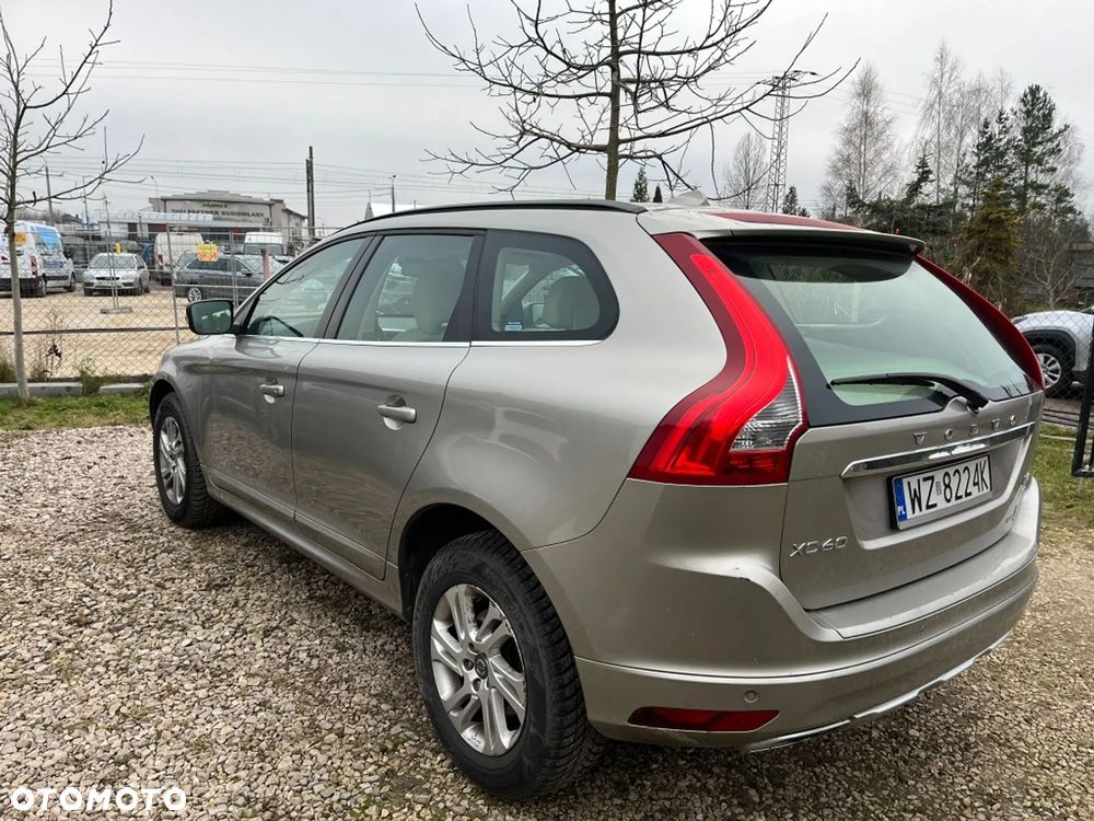 Volvo XC 60 - 6