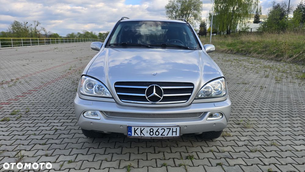 Mercedes-Benz ML 500 - 11