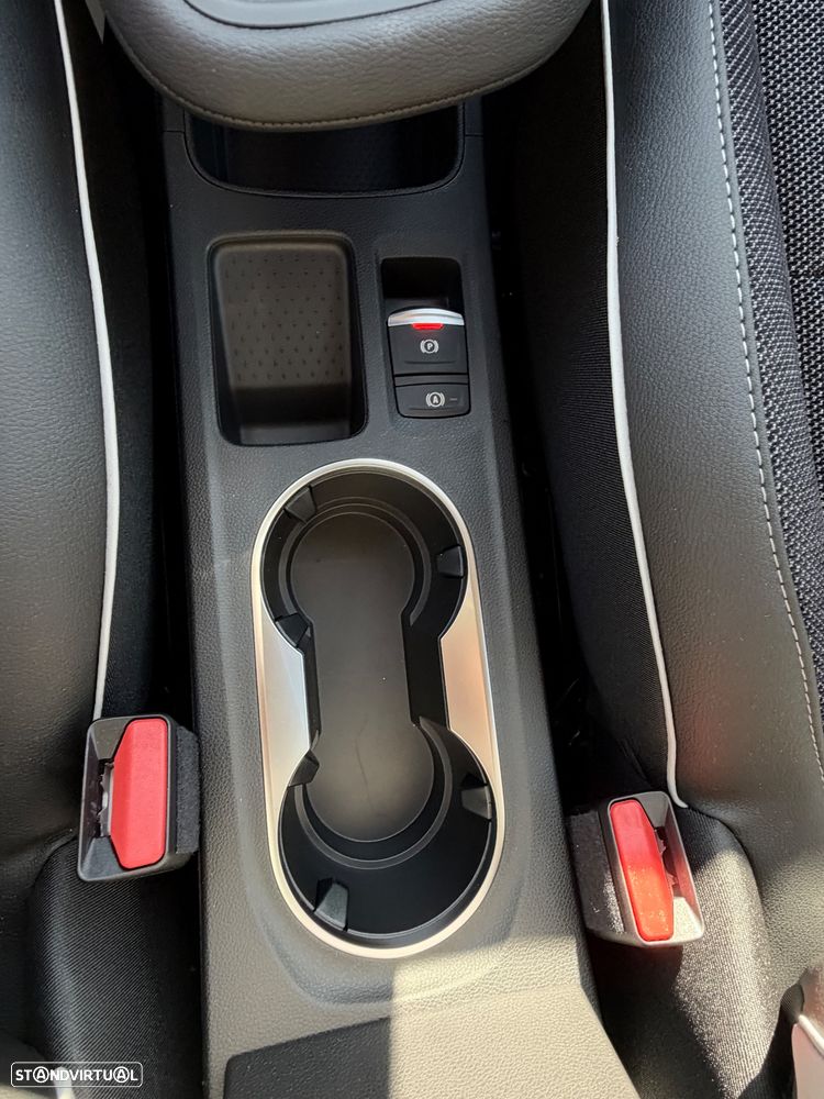Renault Captur 1.6 E-Tech Plug-In Intens - 46