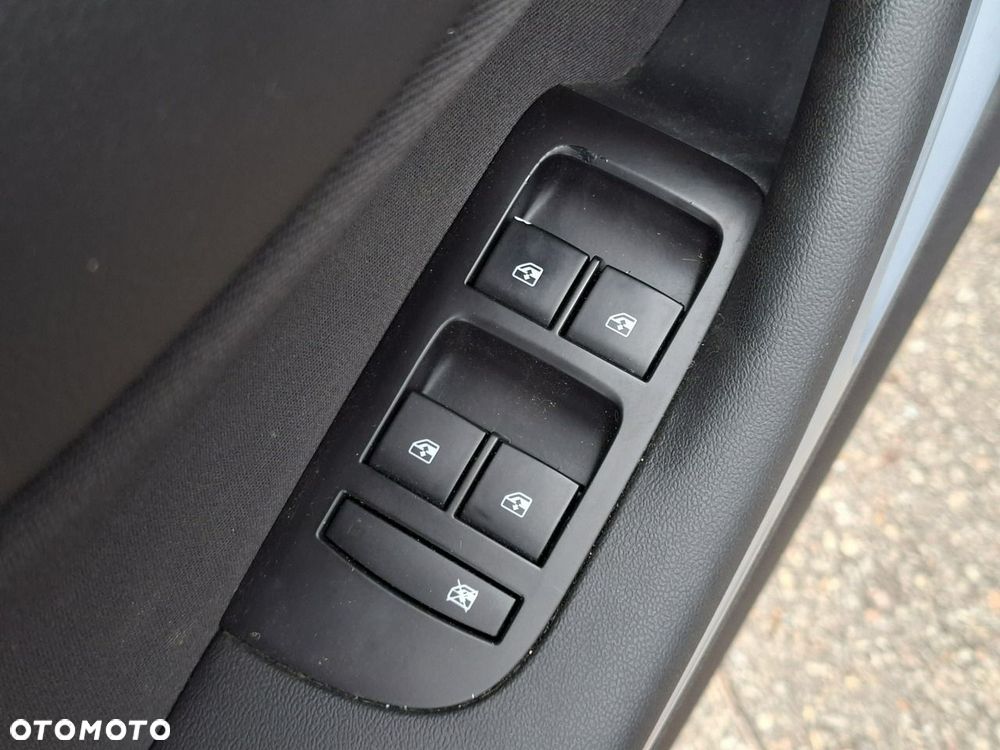 Opel Zafira 1.4 Turbo (ecoFLEX) Start/Stop ON - 15
